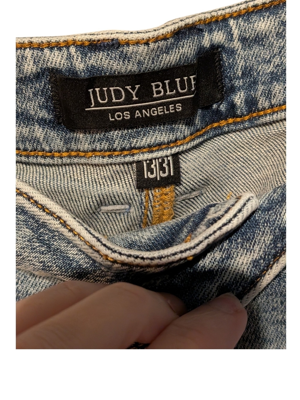 Judy Blue Women's Wide-Leg Washed Blue Jeans - Picture 7 of 10